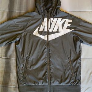 Men’s Nike windbreaker
